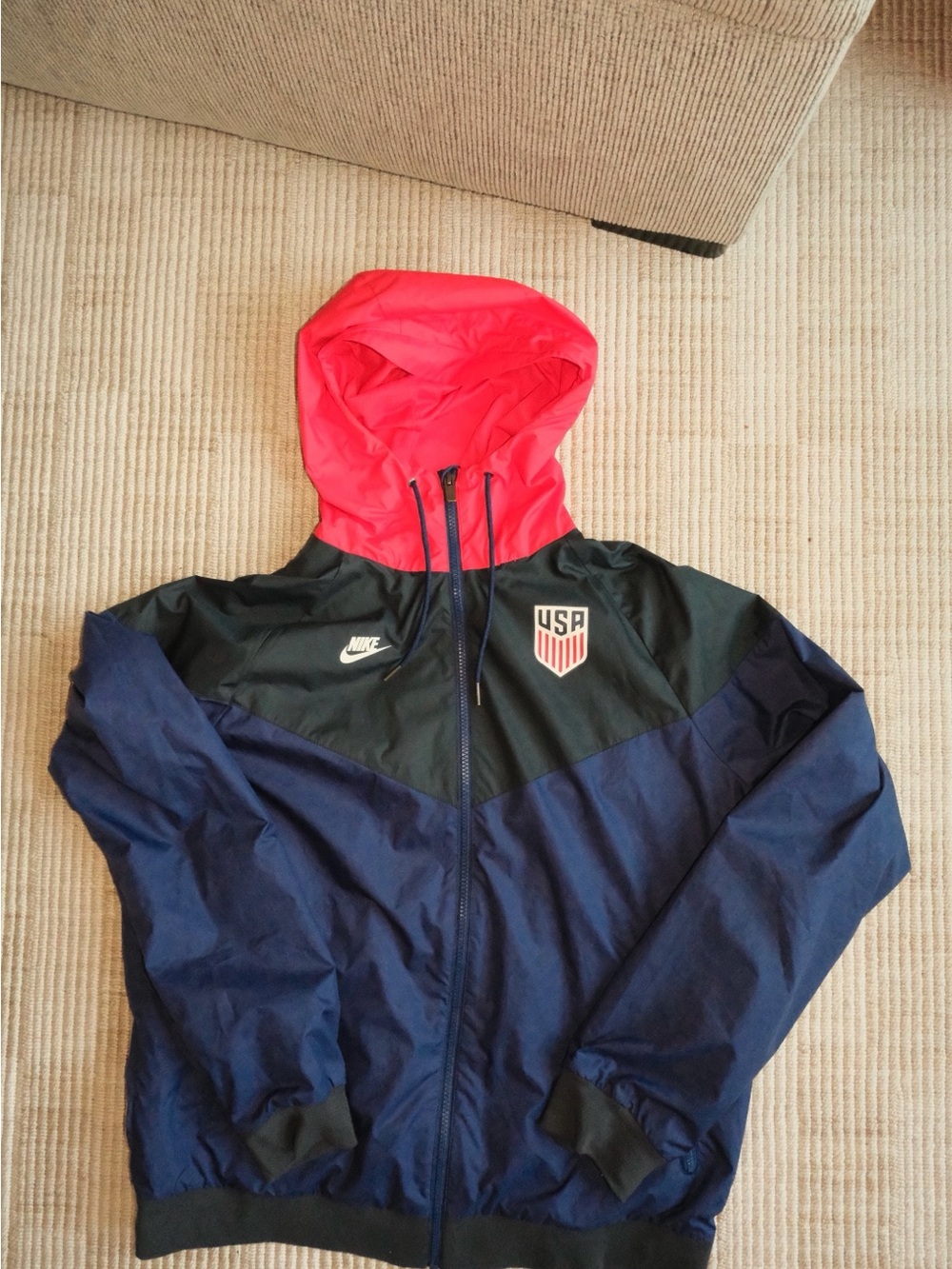 Nike Men USA Hooded Colorblock Windbreaker Jacket - Navy & Red